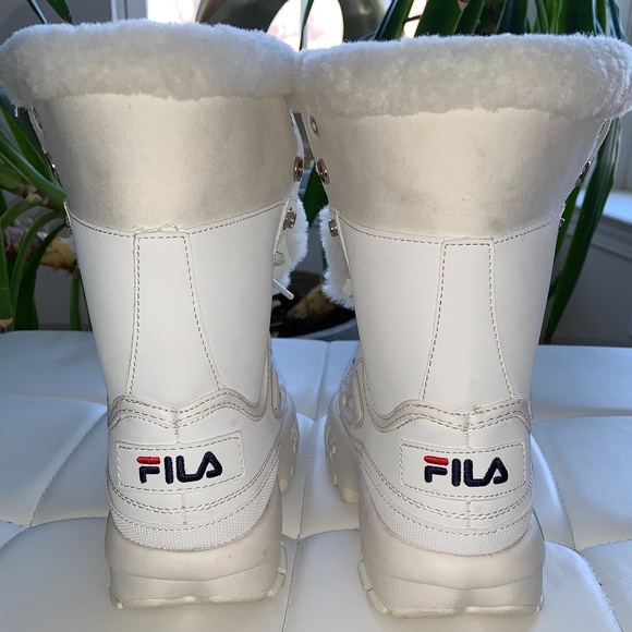 Fila Disruptor Shearling Boots Womens US 8.5 - Picture 5 of 12